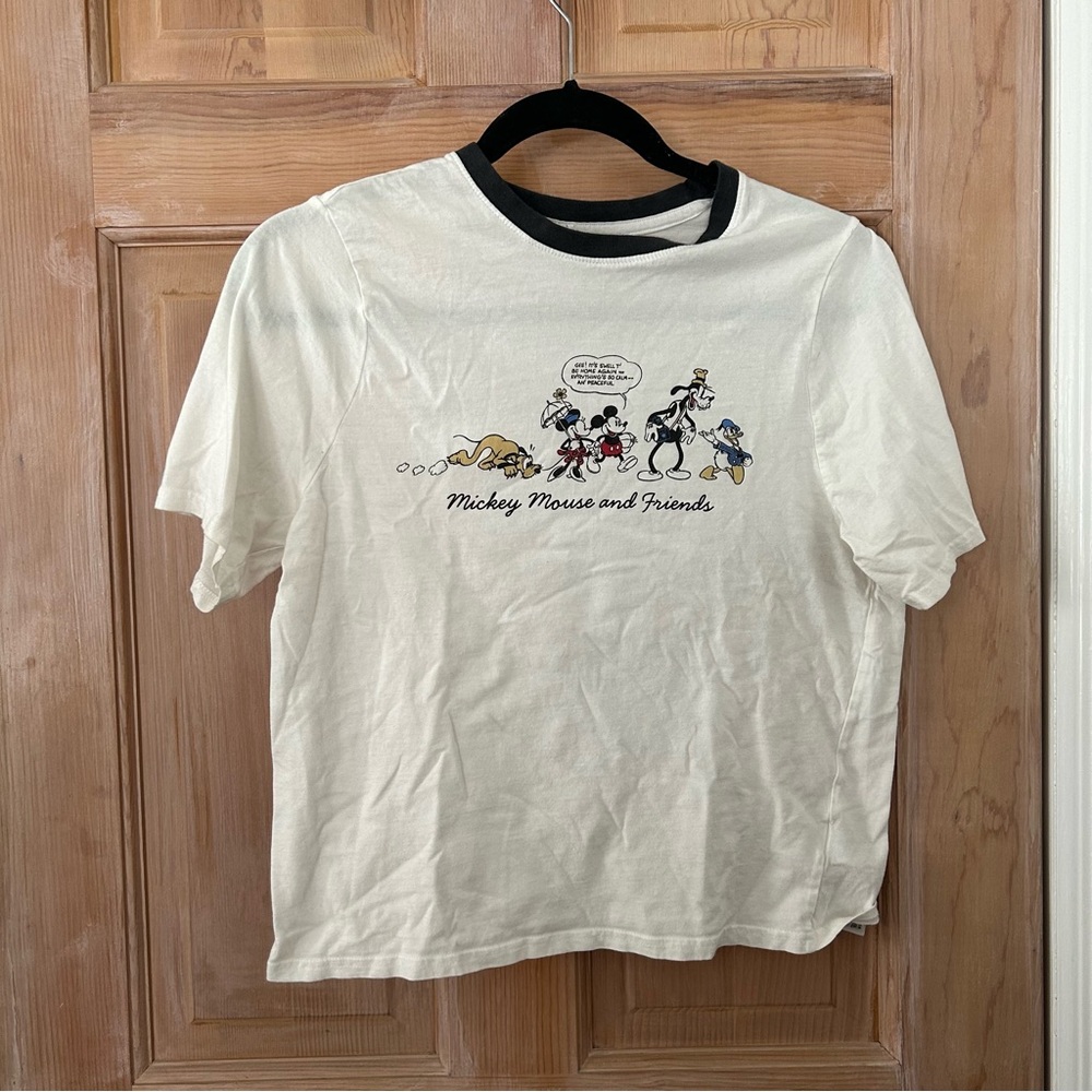 Disney Mickey Mouse & Friends White Graphic T-Shirt with Black Trim Size XS